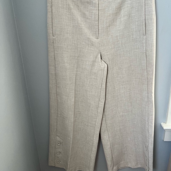 Ann Taylor Cream Ankle & Cropped Pants - Picture 1 of 12